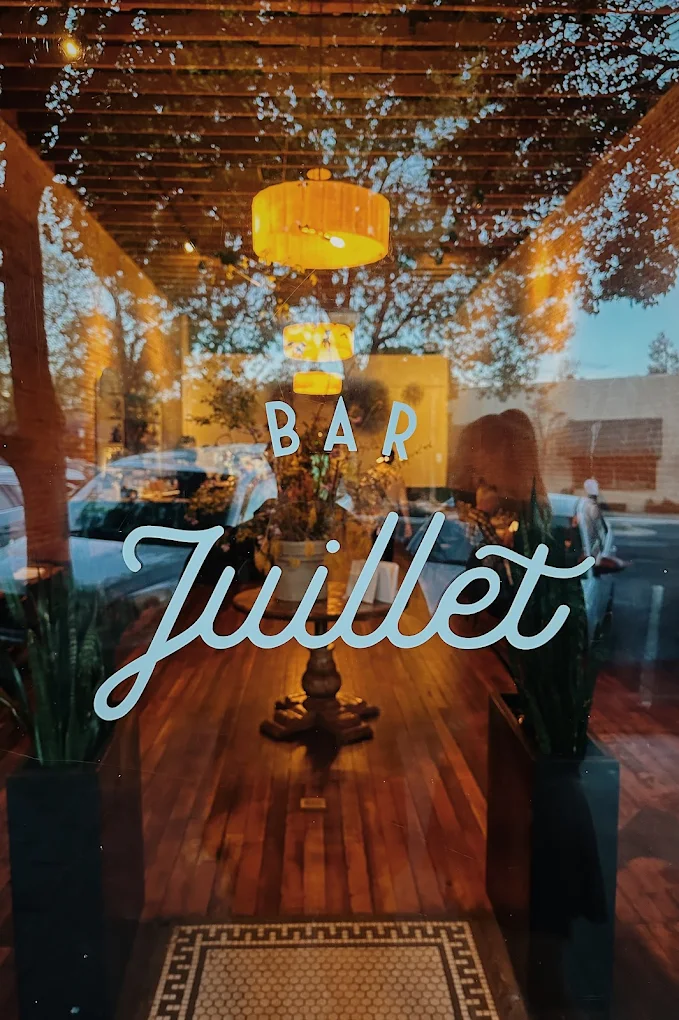 Bar Juillet