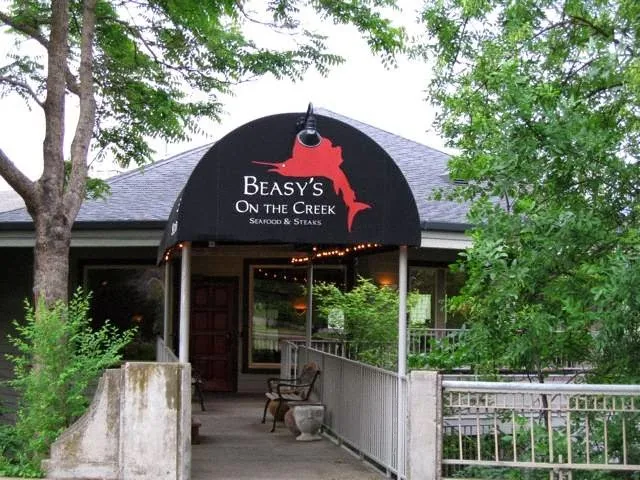 Beasy's On the Creek